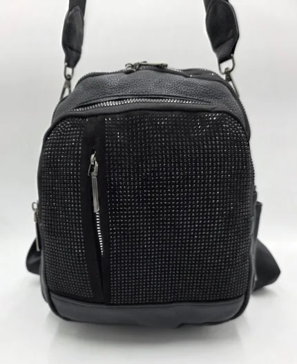 Раница от еко кожа в черно с черни камъни