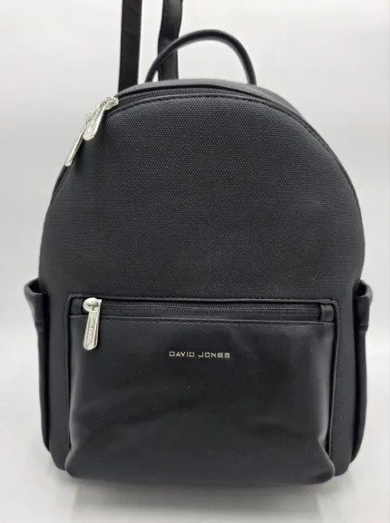 Раница от еко кожа в черно